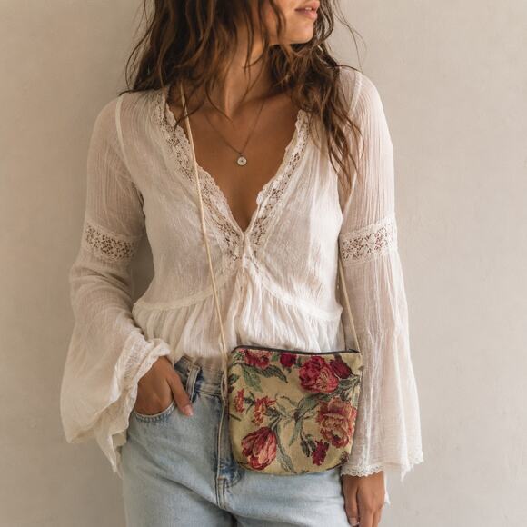 Vintage Handbags - Vintage Floral Tapestry Crossbody Purse Cottagecore Boho Indie Bag